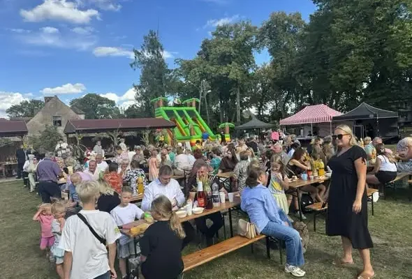 Dożynki w Kunowie: Święto plonów trwa w najlepsze