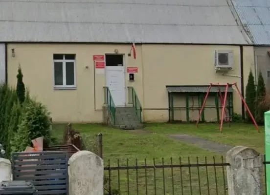 Przetarg na budynek mieszkalny w Brudzewicach – cena wywoławcza 182 691 zł
