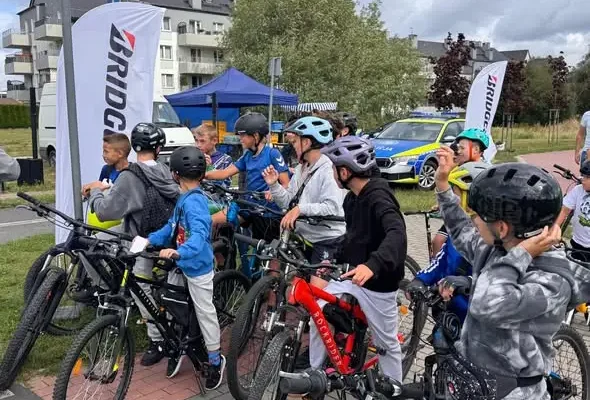 Miasteczko Rowerowe w Stargardzie: festyn z Bridgestone promował bezpieczeństwo na drodze