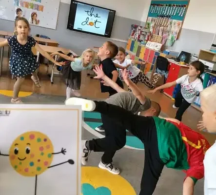 Dzień Kropki w przedszkolu w Chociwlu – święto kreatywności i talentów