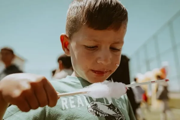 Rybie pożegnało lato z watą cukrową i sąsiedzką pomocą