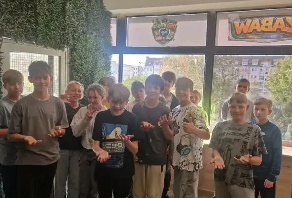 Dzień Chłopaka klasy 6b w Stargardzie – rywalizacja, papugi i kebab