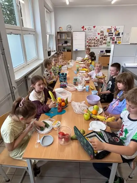Uczniowie klasy 2D ze Stargardu poznawali tajniki zdrowego odżywiania