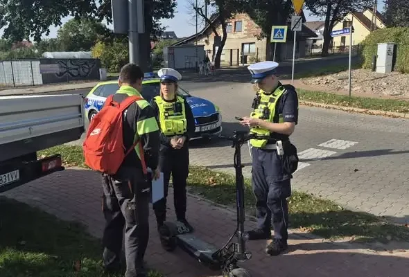 Stargardzcy policjanci skontrolowali użytkowników hulajnóg i rowerów