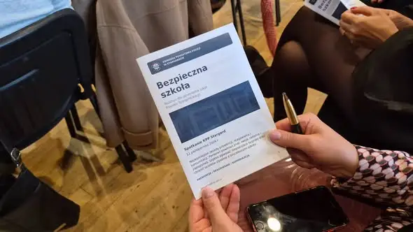 Bezpieczna szkoła w Stargardzie – policja szkoli nauczycieli na wypadek kryzysu