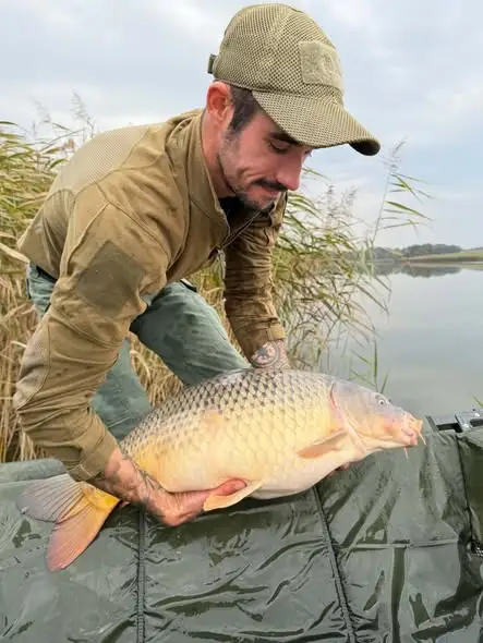 Jesiotry zarybiły Chociwel Carp Lake – weekend pełen karpi