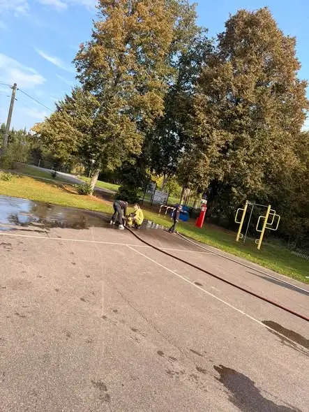 Młodzieżowa Drużyna Pożarnicza z Kobylanki ćwiczyła techniki wężowe