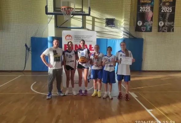 SP6 ze Szczecina w czołówce województwa w koszykówce 3×3 dziewcząt