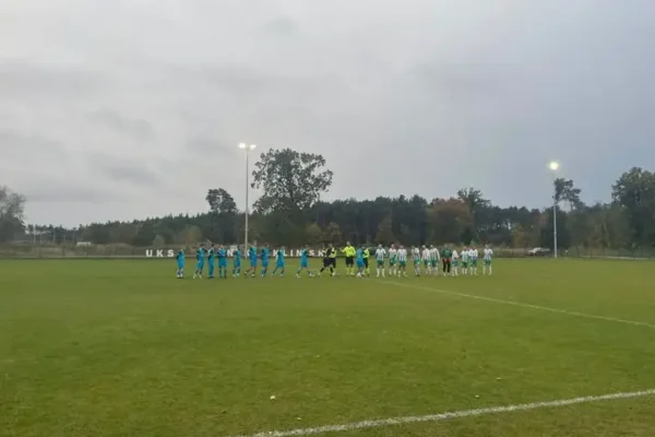 Orkan Suchań przegrywa w Kliniskach 1:4. Czerwona kartka dla bramkarza