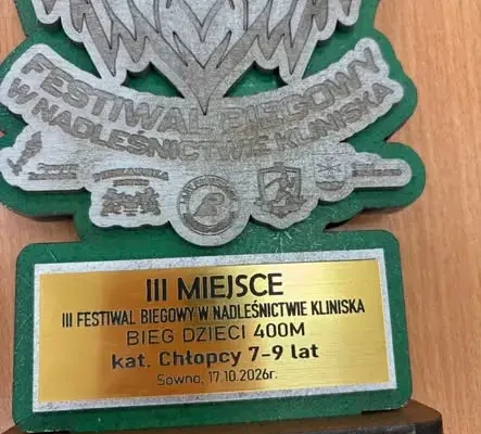Tymon Cieślak z klasy 2d na podium Festiwalu Biegowego w Nadleśnictwie Kliniska