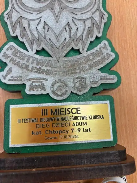 Tymon Cieślak z klasy 2d na podium Festiwalu Biegowego w Nadleśnictwie Kliniska
