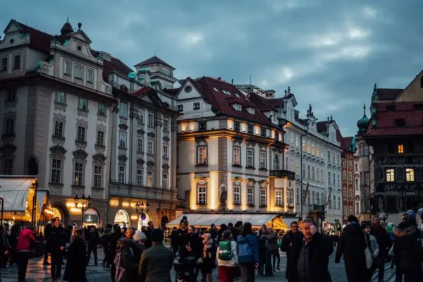 Prezydent Karol Nawrocki spotkał się z mieszkańcami Stargardu na Rynku Staromiejskim